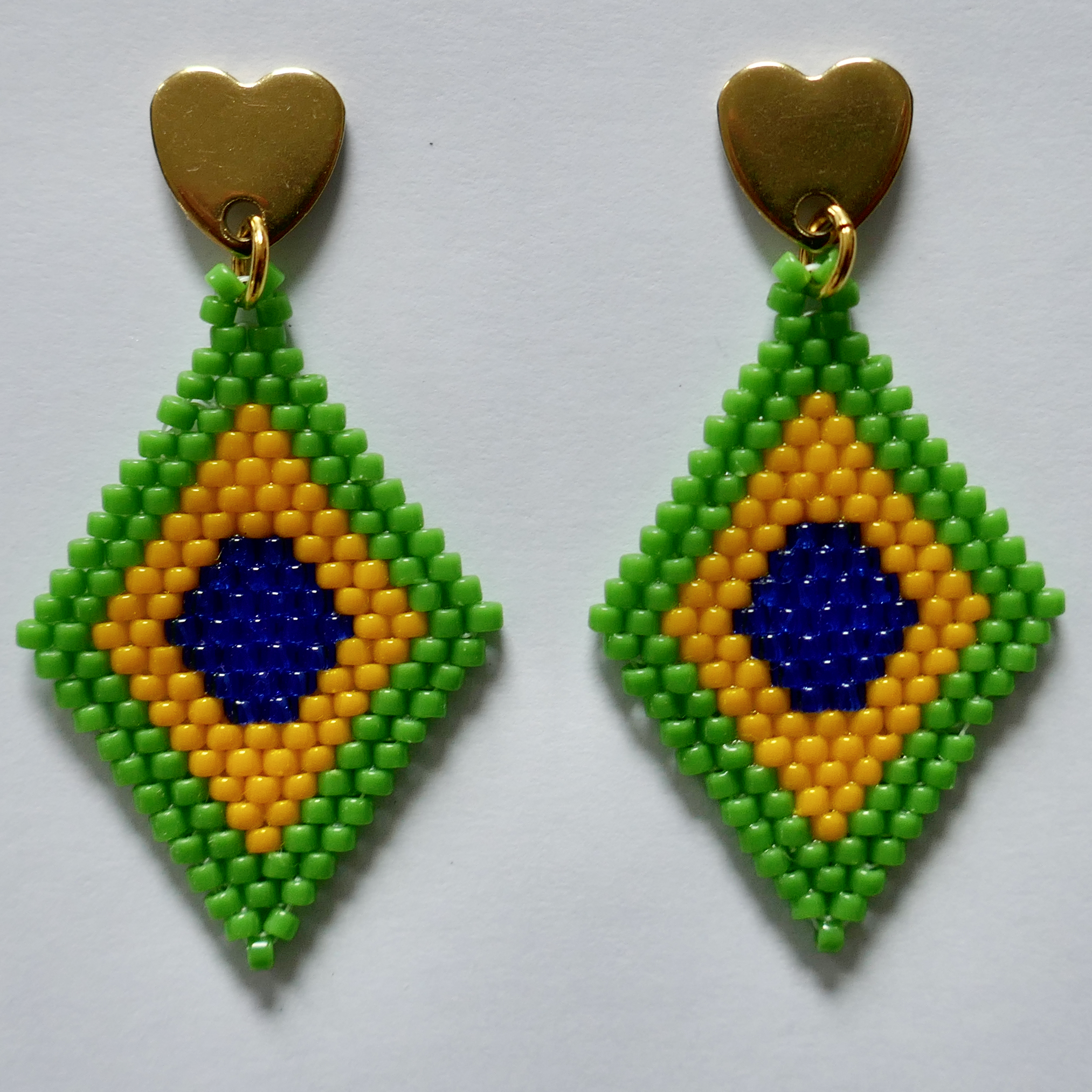 Brasileira! - Glass Micro Bead Diamond-Shaped Earrings - Small Mint Green Gold Heart Studs